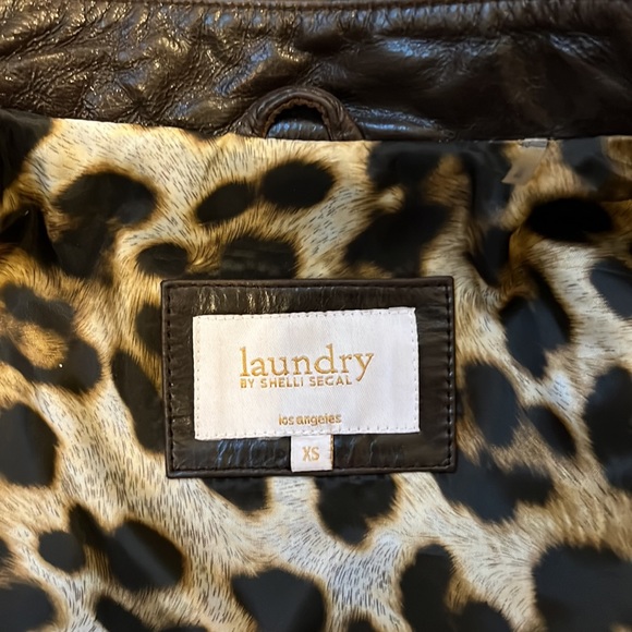 Laundry by Shelli Segal, authentic brown leather motorcycle jacket. - Picture 4 of 5